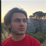 Studente al secondo anno di Economia con diploma scientifico impartisce lezioni di matematica, fisica e latino a studenti di scuole medie e superiori